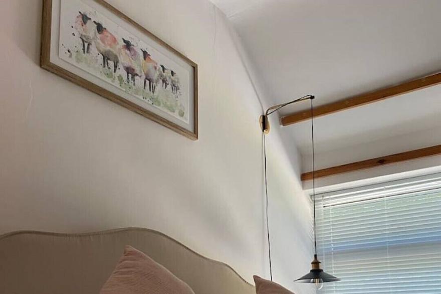 Cosy retreat: The Fishermans Cottage in Beautiful Snowdonia, pet friendly