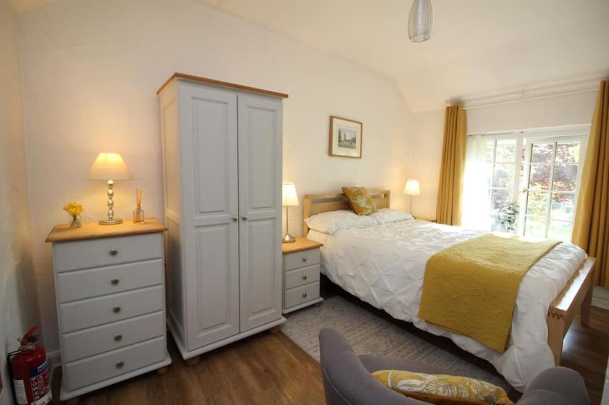 Delightful self catering cottage in Cornish countryside.