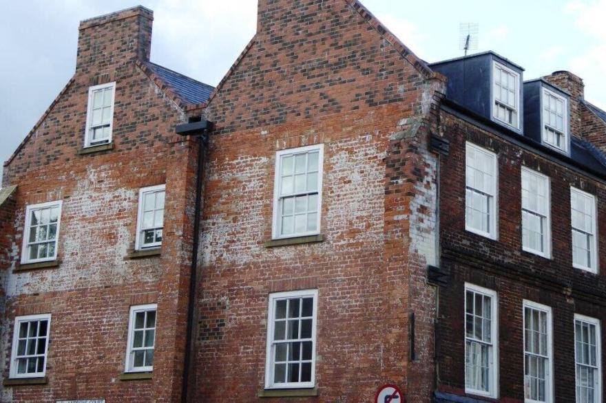 5-star luxury with secure parking in the centre of historic Durham City
