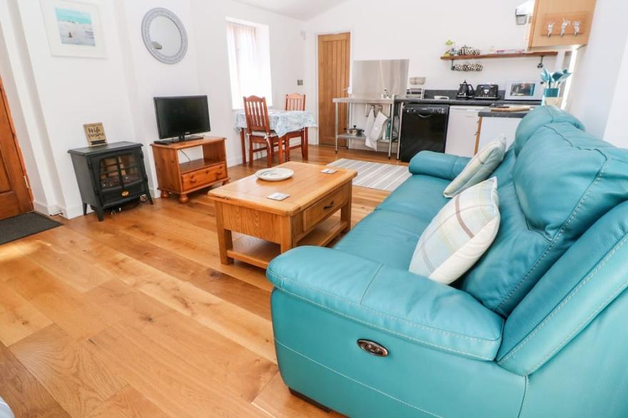 DROG PENN, pet friendly, with a garden in Tregeseal
