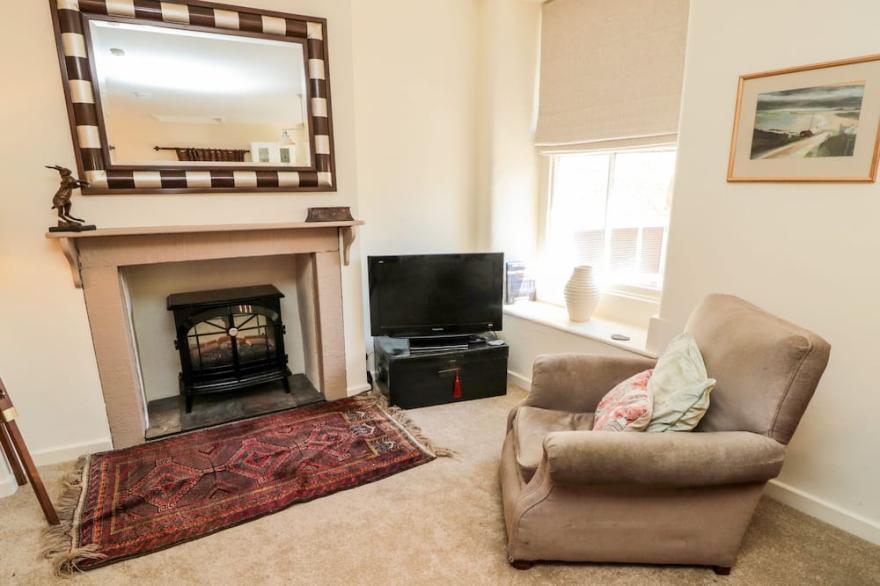 BEALS YARD, pet friendly, luxury holiday cottage in Alnwick