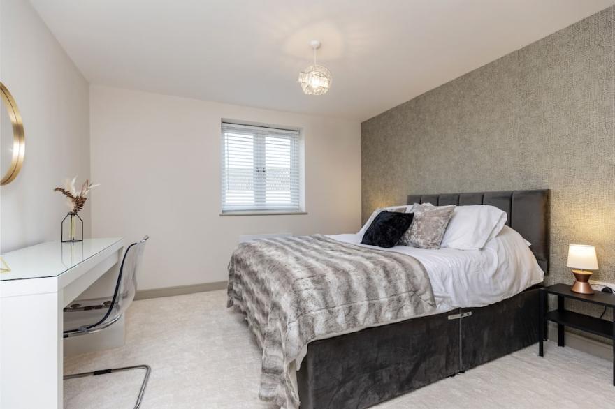 Avery House 2 by Blackstone Serviced Accomodation