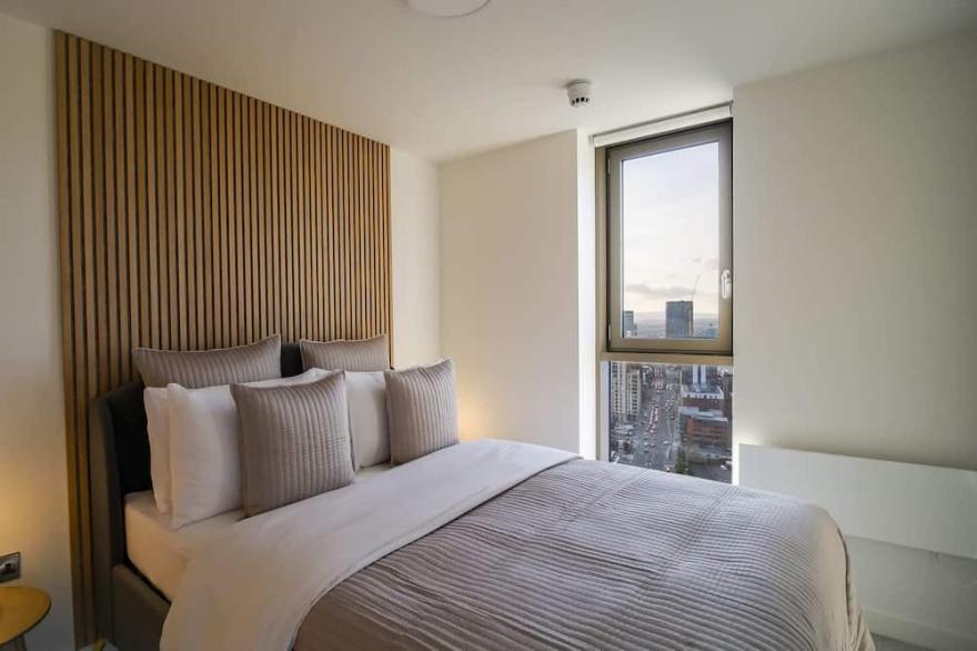 Skyline Penthaus by Jacksonheim Residences