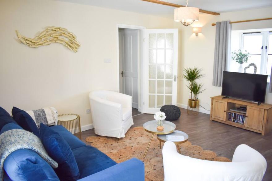 Two Bedroom Cottage - Saunton - HEATED SWIMMING POOL