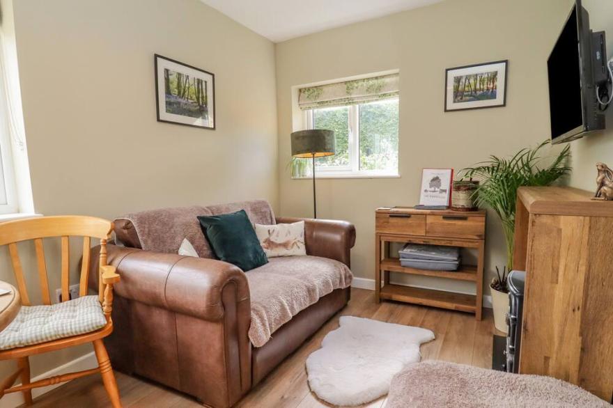 SELF CONTAINED ANNEX, romantic, with a garden in Winchcombe