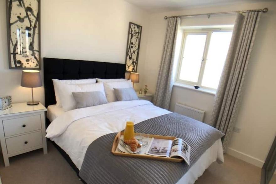 Skylark Cottage - Bourton on the Water. Modern detached 3 bed property sleeps 6.
