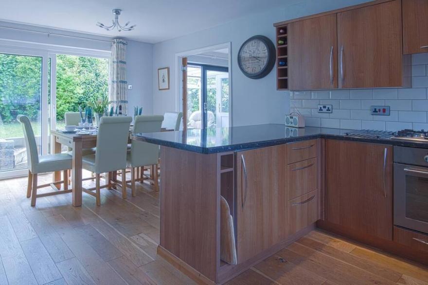Ragged Staff - 3 Bed Holiday Home - Saundersfoot