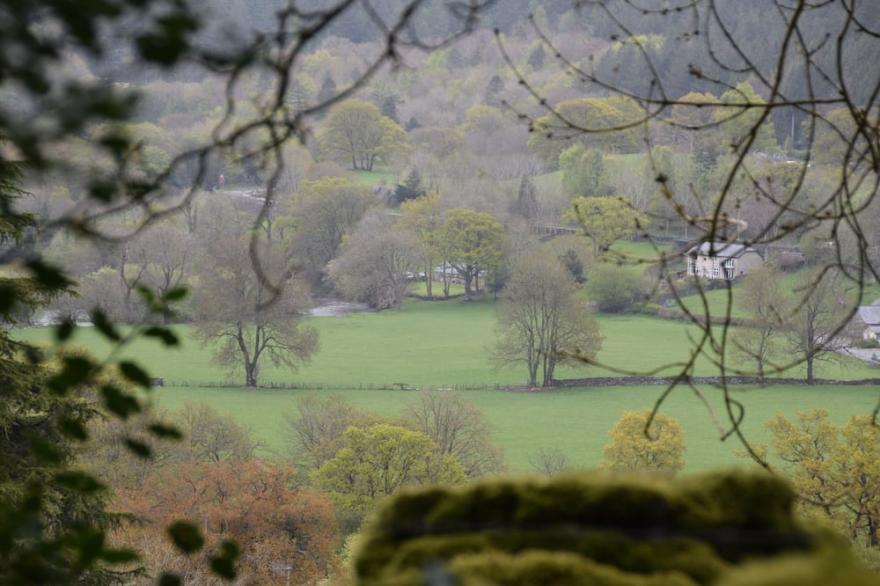 Idyllic cottage next to the river, Betws Y Coed with picturesque view