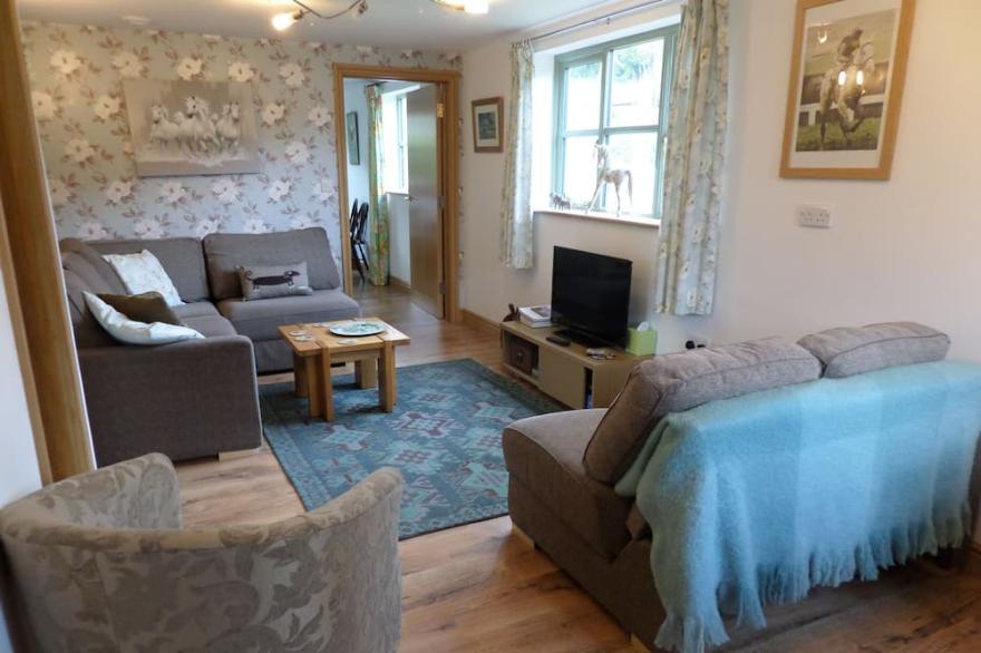 The Old Stables @ Linden Cottage, Streatley.  Less than 1 hour from Legoland