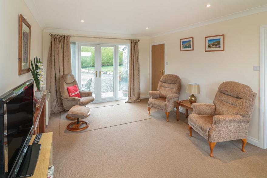 LITTLE LANES, pet friendly, with a garden in Boscastle