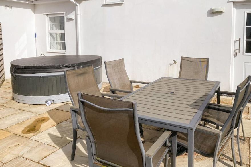 2 bedroom accommodation in Carkeel, near Saltash