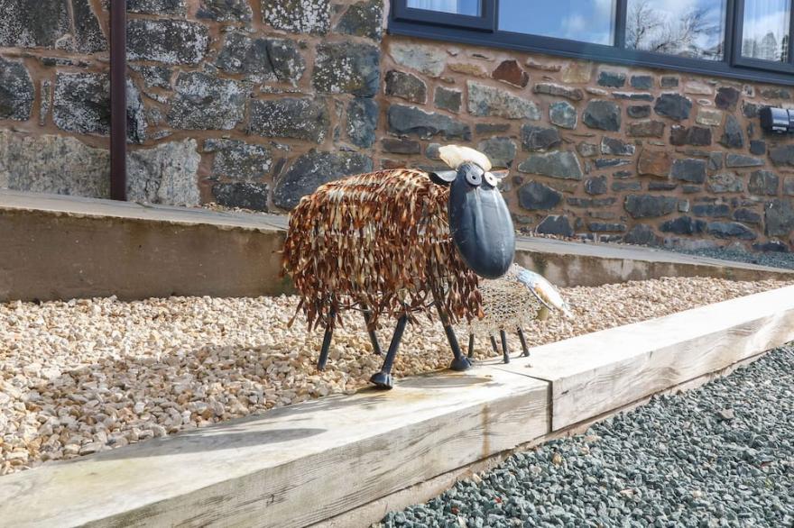 Y STABL (THE STABLE, family friendly in Llanrhaeadr-Ym-Mochnant