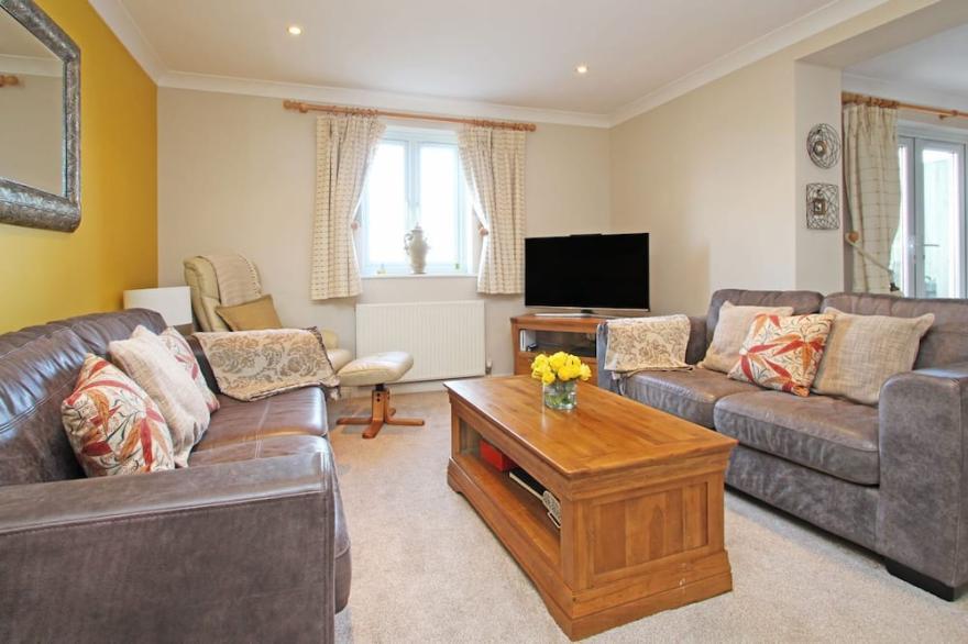 WHEAL KENDALL, family friendly, country holiday cottage in Mevagissey