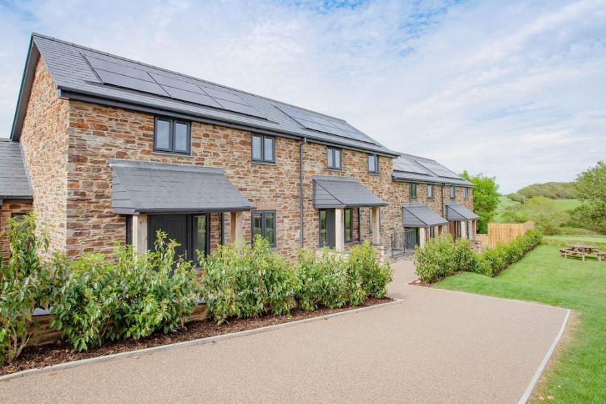 3 bedroom accommodation in Down Thomas near Plymouth