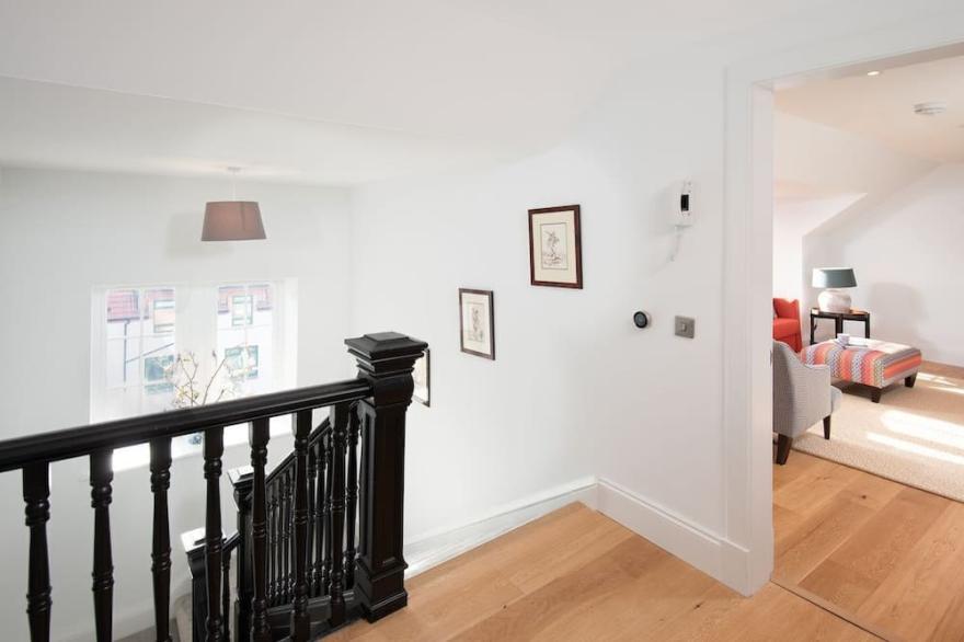 LITTLE ARCHER, Gullane - Romantic one bed cottage in coastal village of Gullane