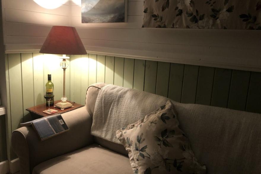 A beautiful Railway Carriage, situated with stunning views.