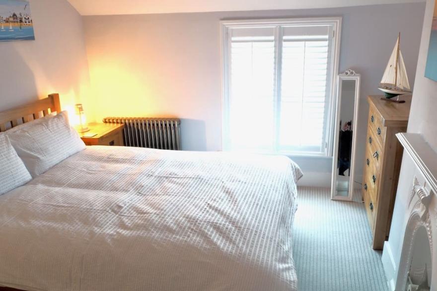 Two Bedroom Apartment - The Seaview Snug