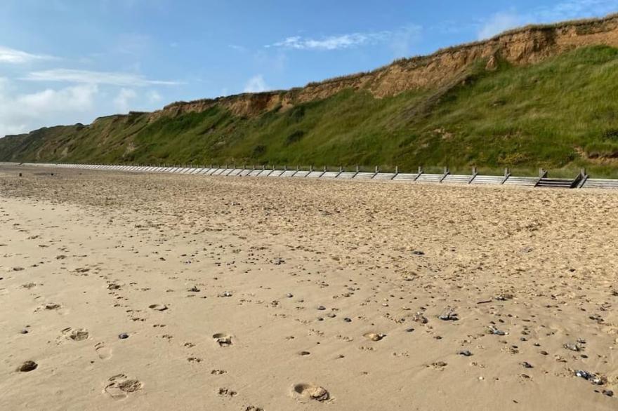 Beautiful spacious property a stones throw from North Norfolk beach
