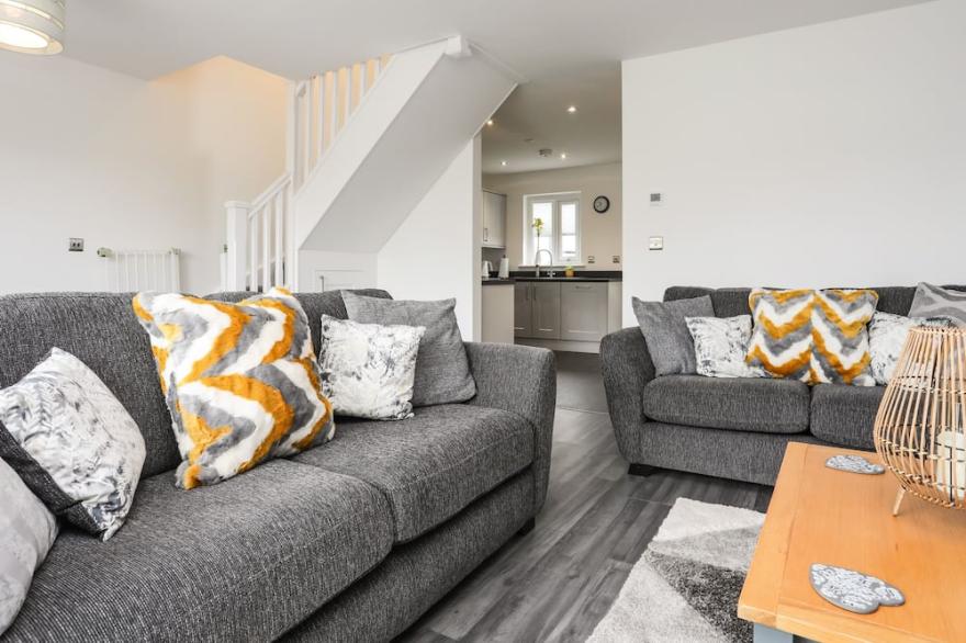 19 PARC DELFRYN, pet friendly, with a garden in Benllech