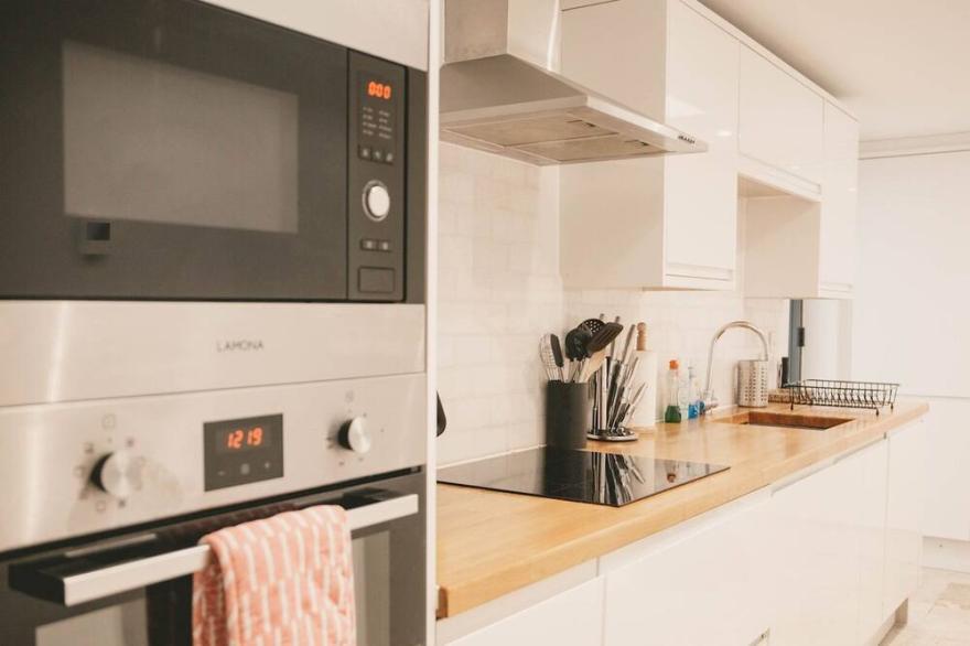 Pass the Keys | The Hideaway Modern comfy home in the heart of Kingsbridge