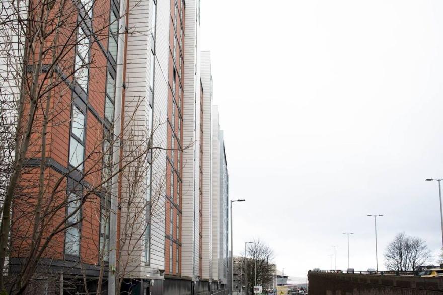 Pass the Keys | Cosy 1 bed next to SEC, OVO Hydro, Finnieston