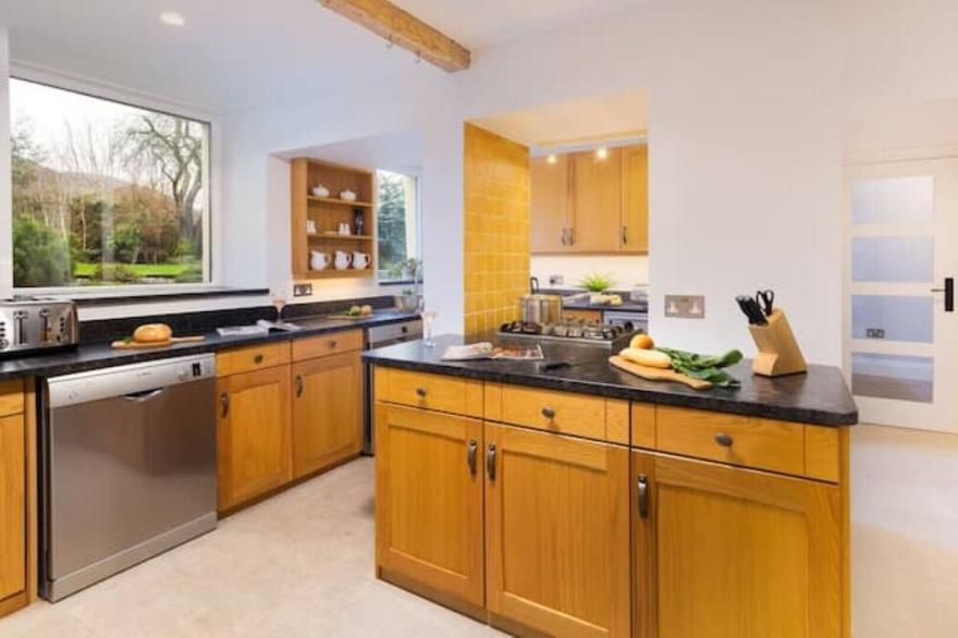 Luxury accommodation with ensuite bathrooms to all bedrooms