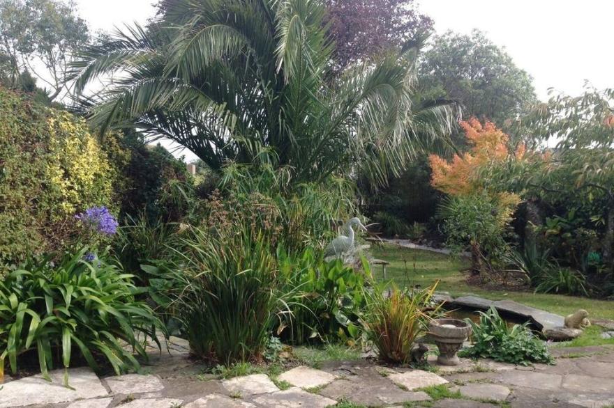 1 FLORENCE PLACE, pet friendly, luxury holiday cottage in Falmouth