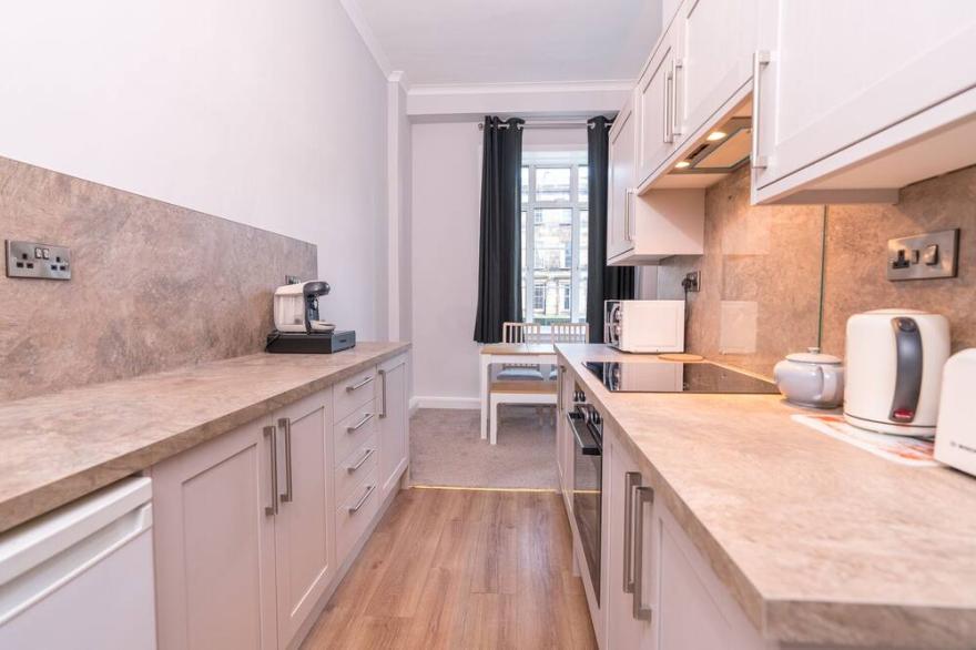 Stylish Duplex Apartment In the Heart of Edinburgh