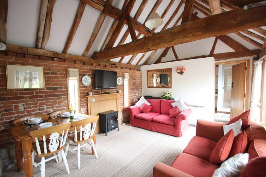 Viola Cottage - Whitley Elm Cottages - 2 bedroom cottage Sleeps 4 - 6 + cot