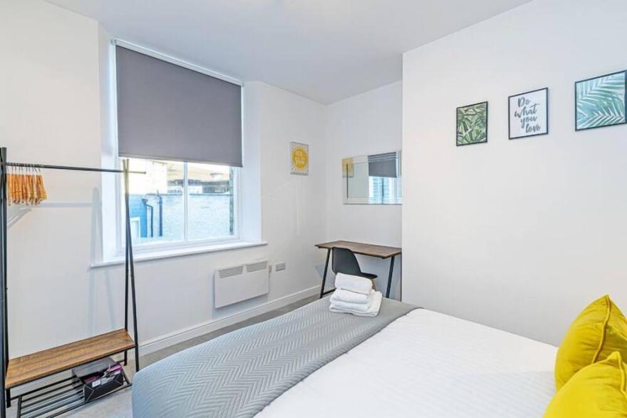 Apt 4 Prescott Court Halifax