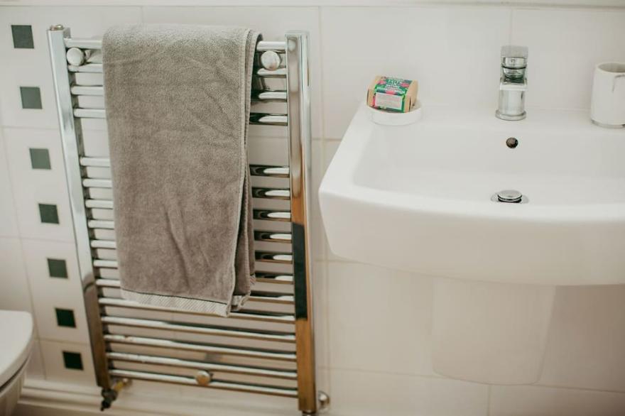 Anchor Cottage waterside holiday rental in Noss Mayo Devon