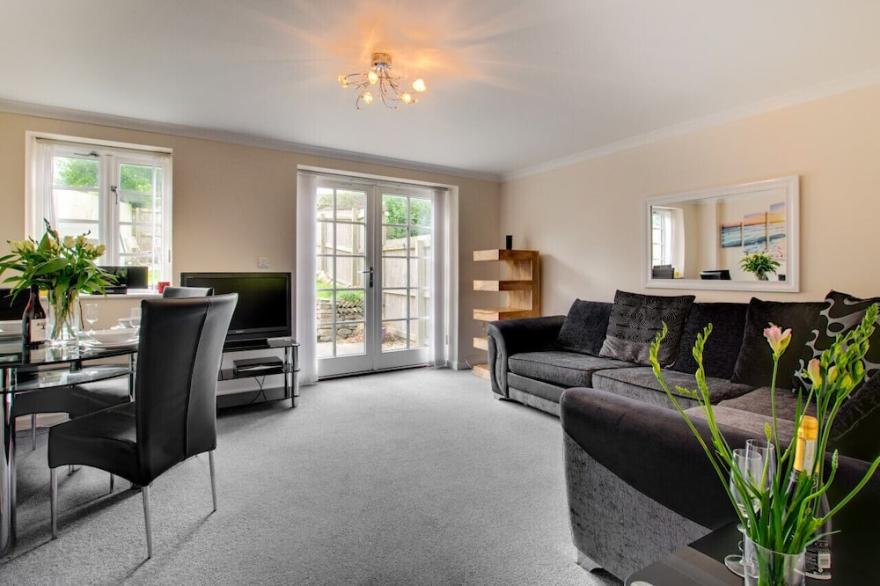 9 Kew Gwel Hir - Two Bedroom House, Sleeps 4