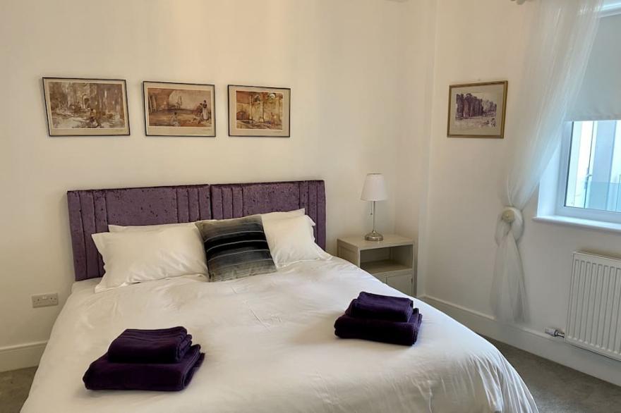 Town Centre 2 bedroom 2 bathroom Penthouse