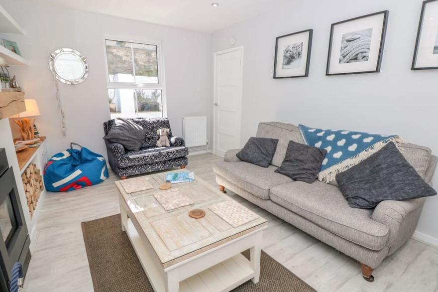 UPPER DECK, family friendly in Dartmouth