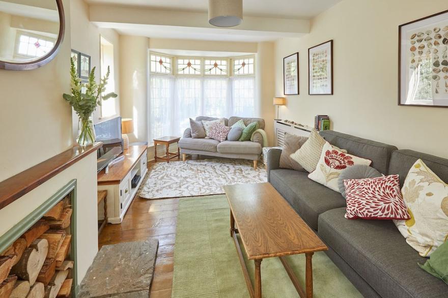 Host & Stay | Rosebank Cottage