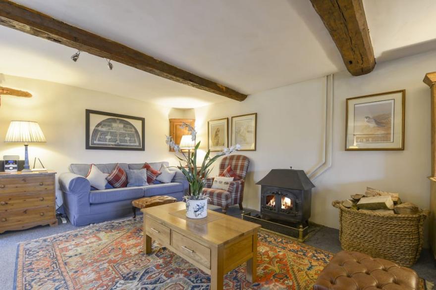 PIGWIGS PLACE, pet friendly, country holiday cottage in Cornwood