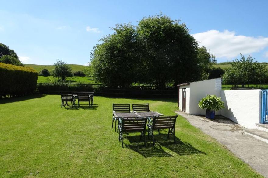 THE CART LINHAY, pet friendly, with pool in Bideford