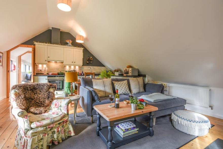 THE LINHAY, pet friendly, country holiday cottage in Lydford