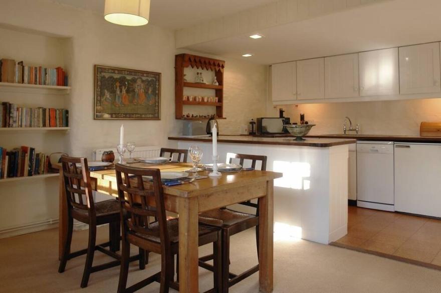TOM, pet friendly, country holiday cottage in Blisland