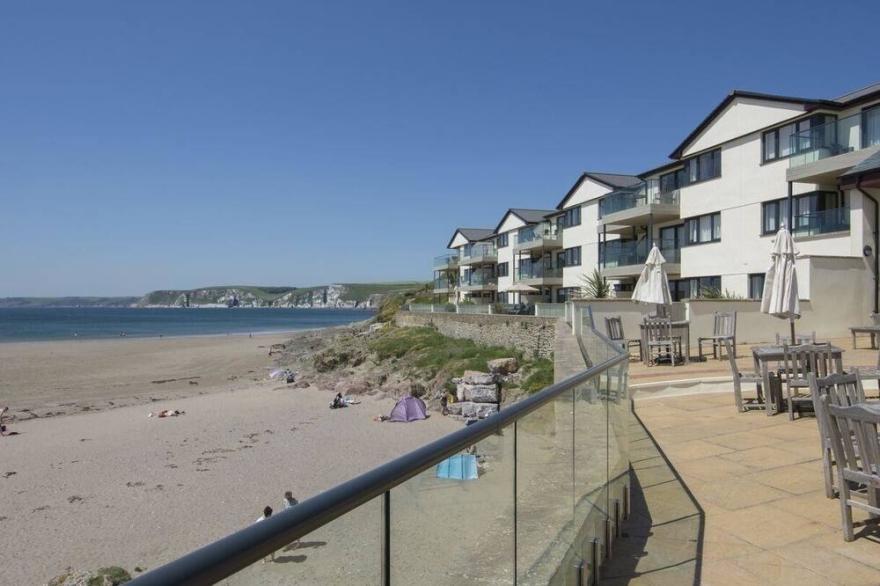 2 BURGH ISLAND CAUSEWAY, family friendly, with pool in Bigbury-On-Sea