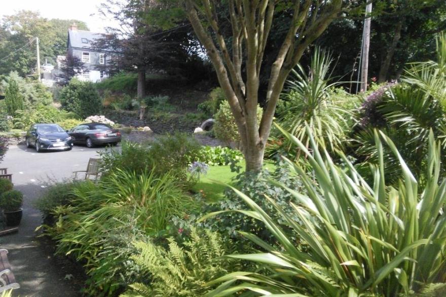 ORCHARD LODGE, pet friendly, luxury holiday cottage in Boscastle