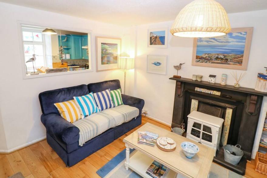 2 THE COTTAGES, with open fire in Ludgvan