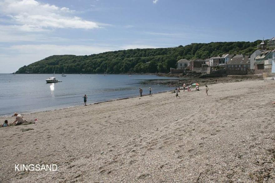 TREBYAN, pet friendly, with open fire in Kingsand And Cawsand