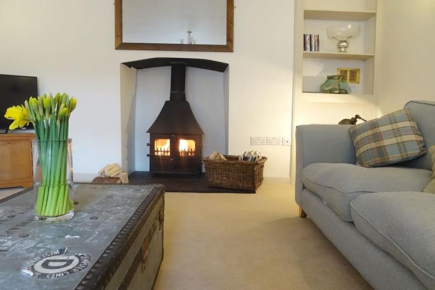 NIRVANA, pet friendly, luxury holiday cottage in Kingsand And Cawsand