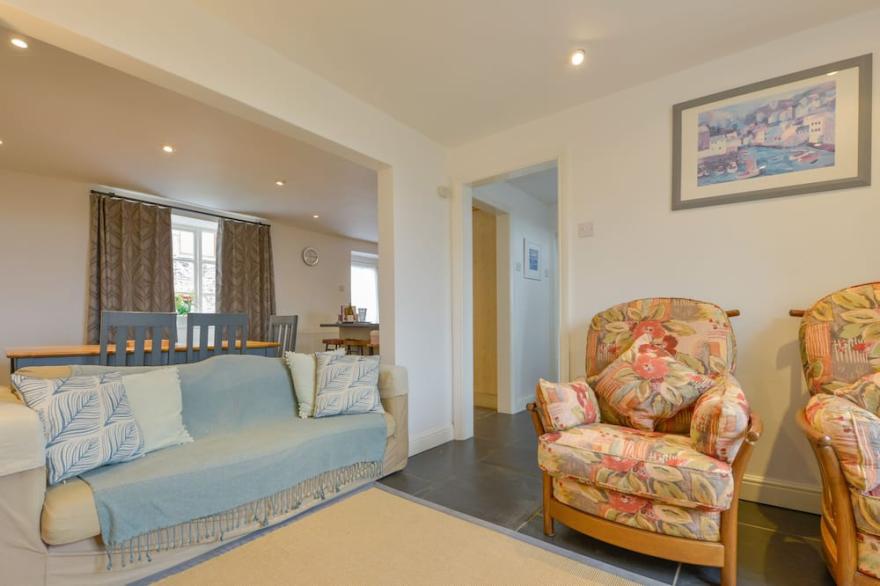 THE OLD POST OFFICE, family friendly, with a garden in Down Thomas