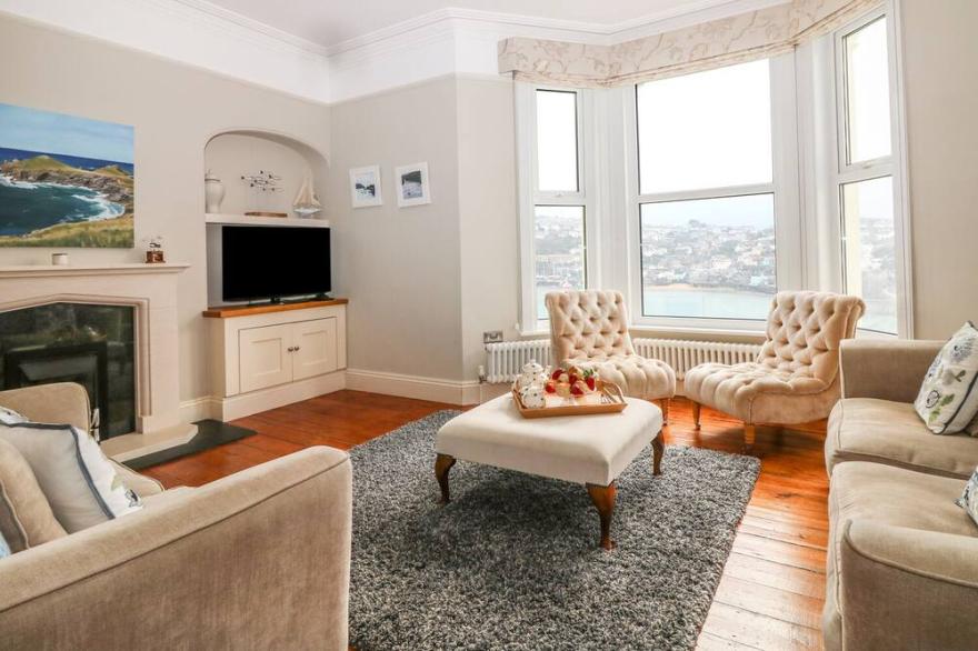 62 ESPLANADE, family friendly, luxury holiday cottage in Fowey