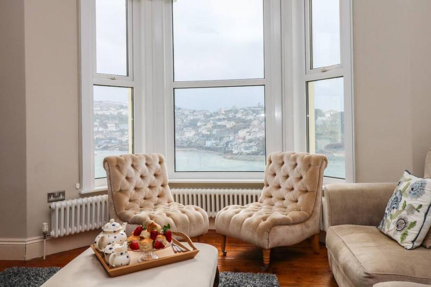 62 ESPLANADE, family friendly, luxury holiday cottage in Fowey