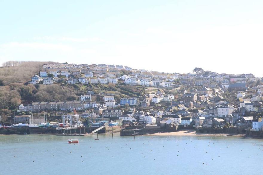 62 ESPLANADE, family friendly, luxury holiday cottage in Fowey