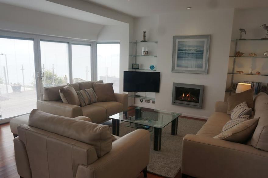ROCK ROSE, pet friendly, luxury holiday cottage in Downderry