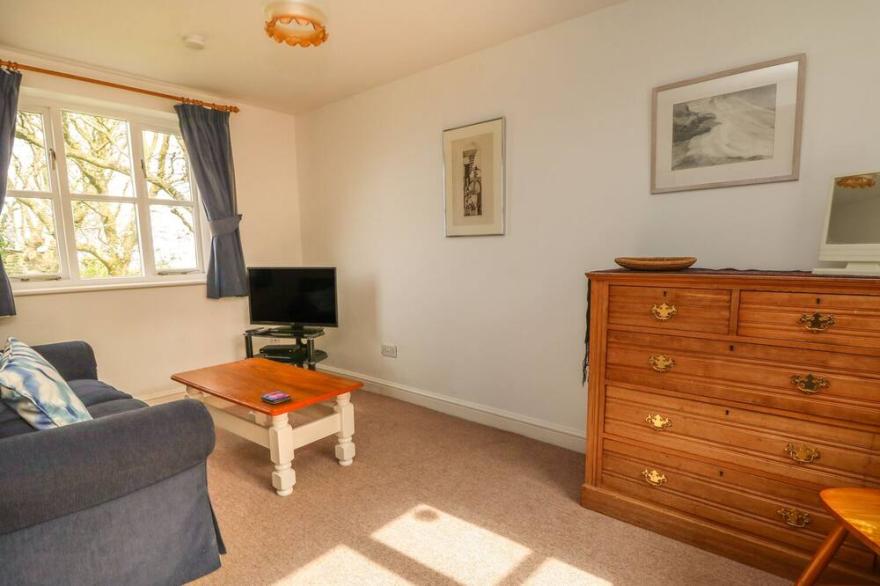 TREMORLA, pet friendly, with open fire in Boscastle